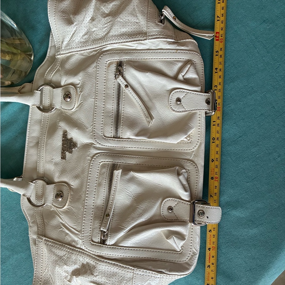 Prada White Leather Shoulder Bag - Picture 3 of 10